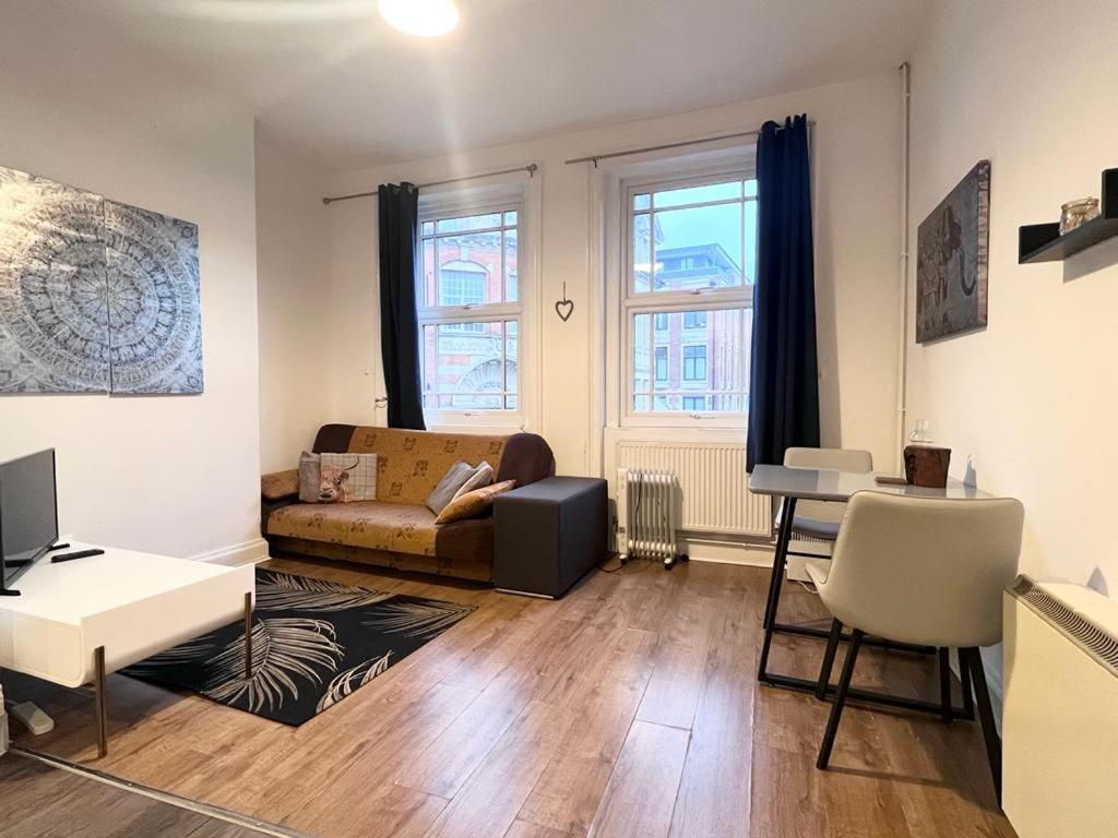 Yeovil Apartments Apartment